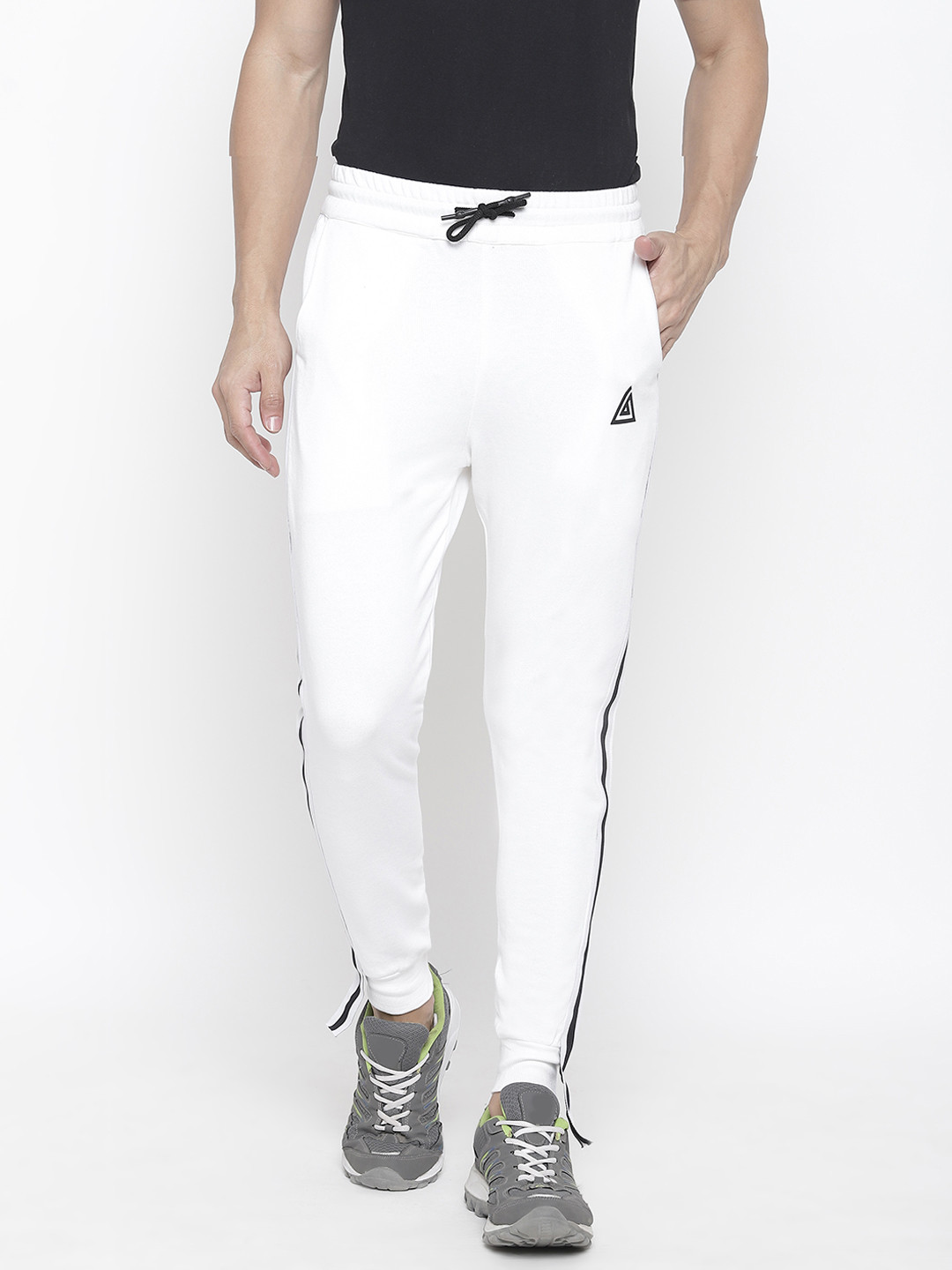 

Aesthetic Bodies Men White Slim Fit Solid Joggers