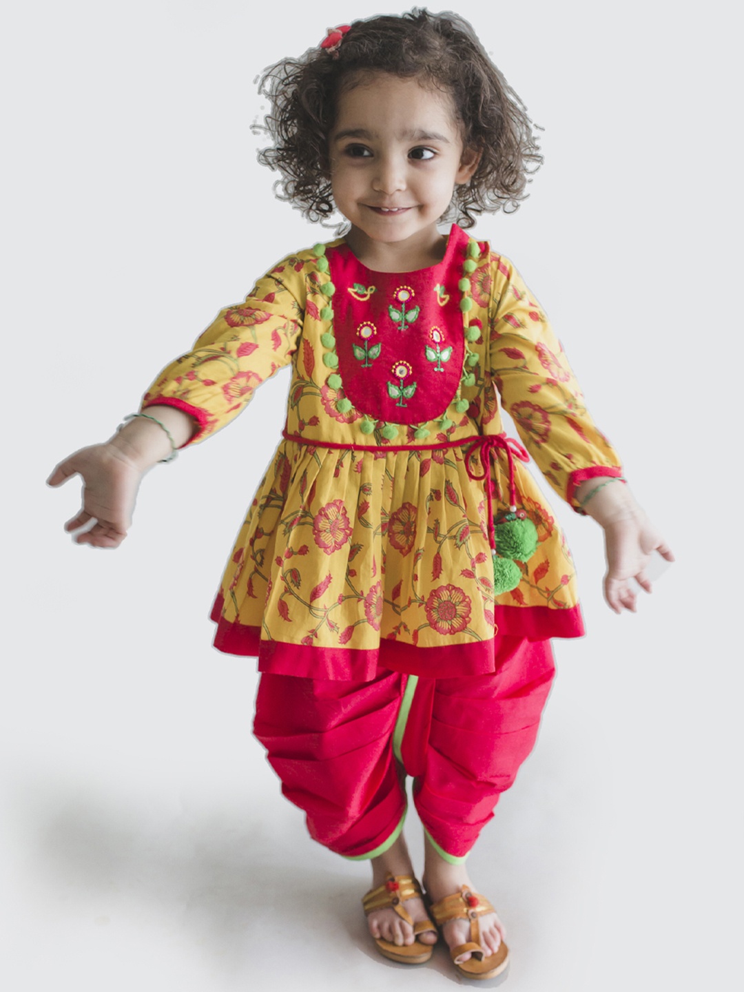 

Tiber Taber Girls Yellow & Pink Printed Kurta with Dhoti Pants