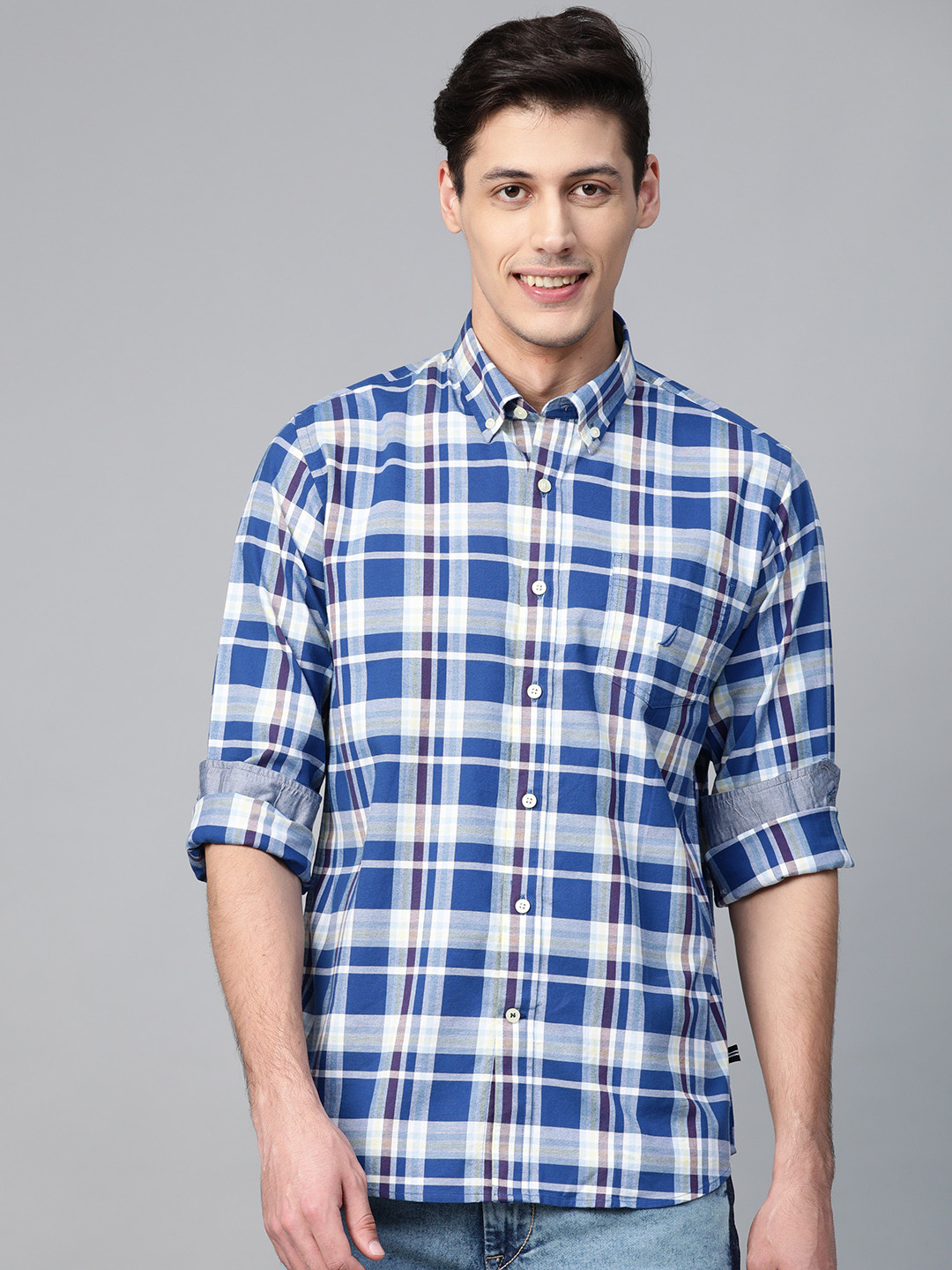 

Nautica Men Blue & White Slim Fit Checked Casual Shirt