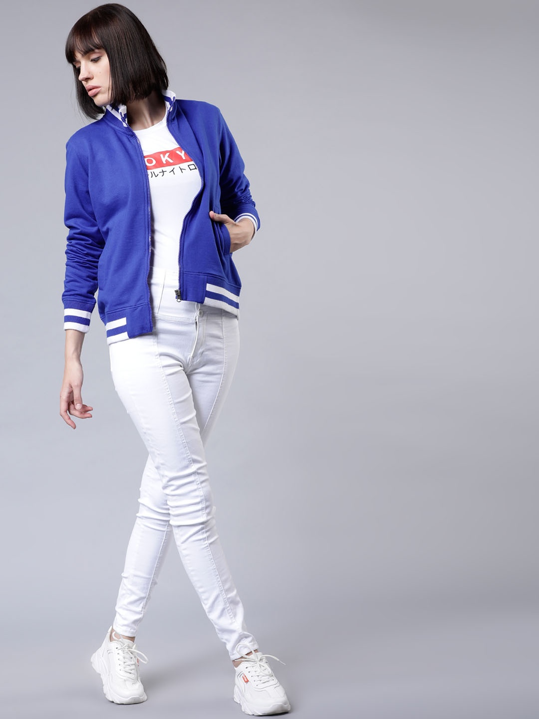 

Tokyo Talkies Women Blue Printed Sweatshirt