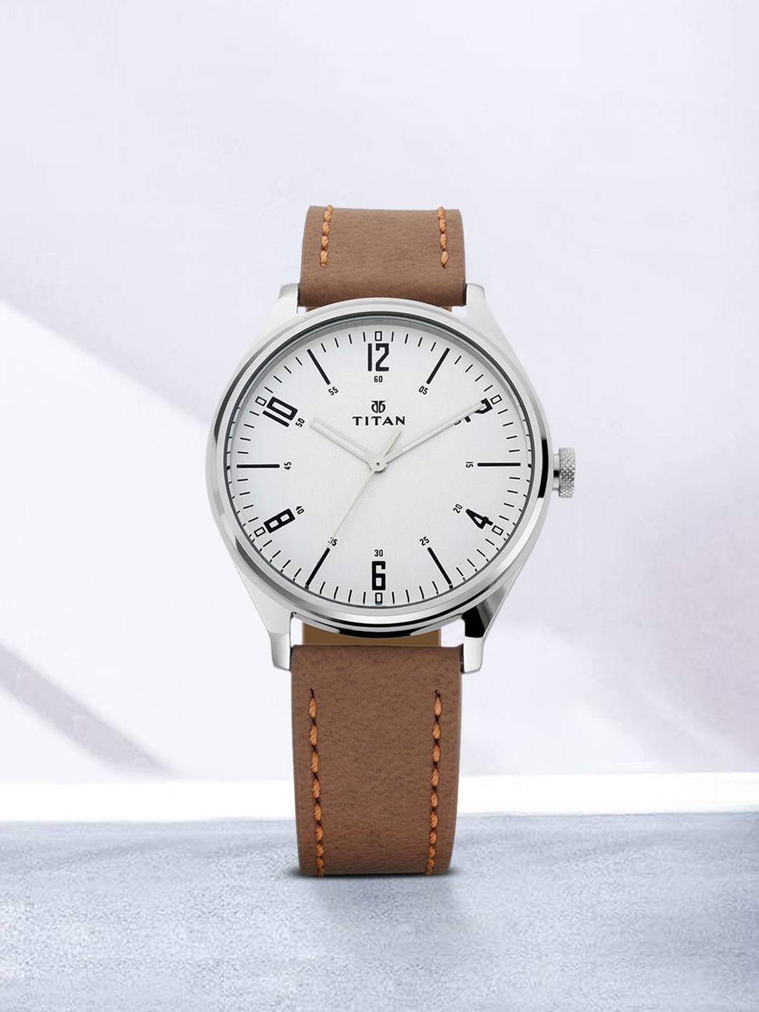 

Titan Men Silver-Toned Analogue Leather Watch 1802SL01