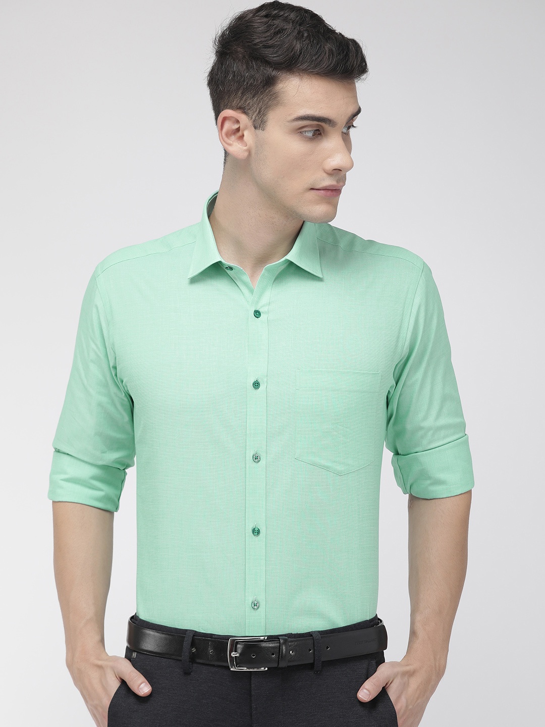 

Park Avenue Men Green Slim Fit Solid Casual Shirt