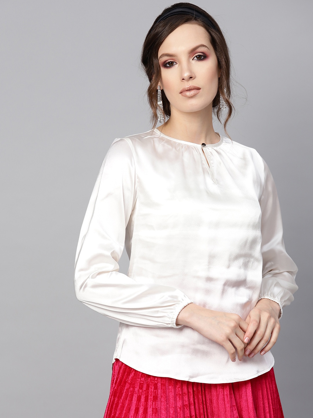 

SASSAFRAS Women Off-White Solid Top with Satin Finish