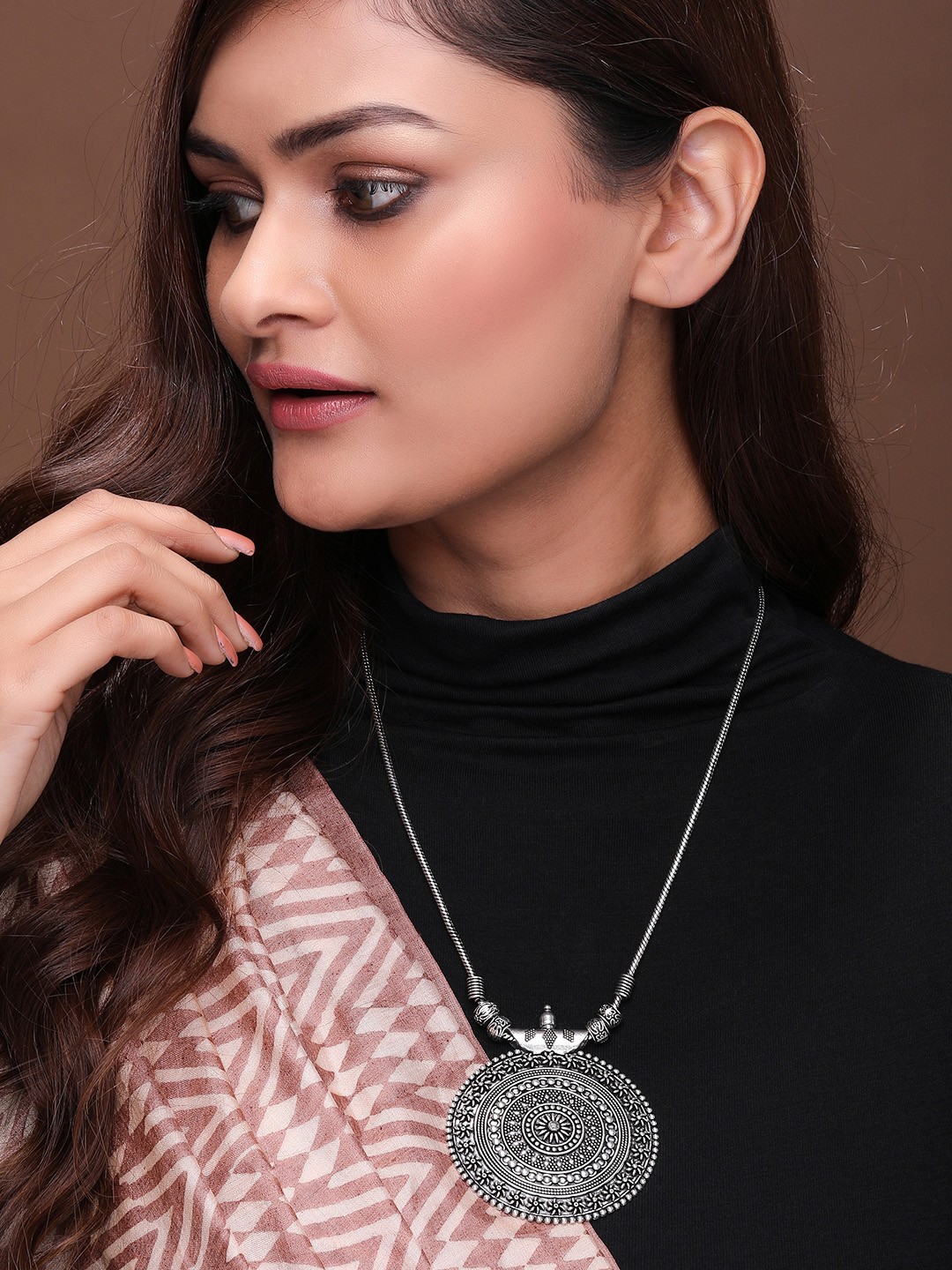 

Rubans Silver-Plated Oxidised Necklace