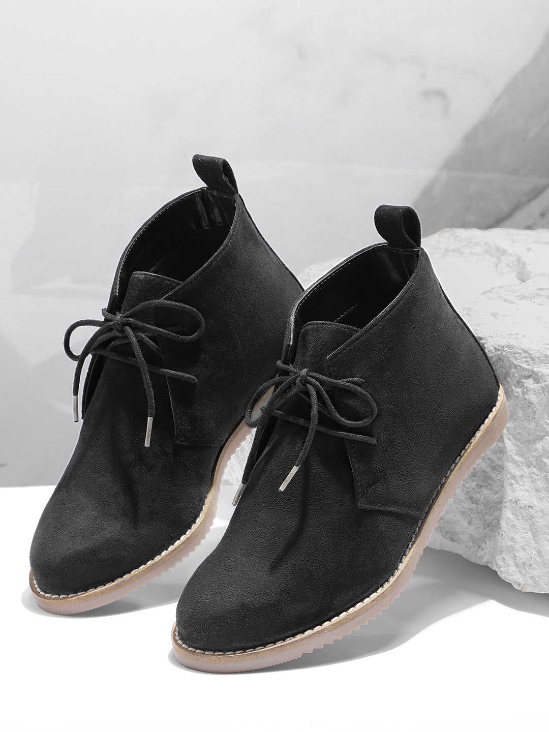 

Carlton London Women Black Solid Mid-Top Chukka Boots