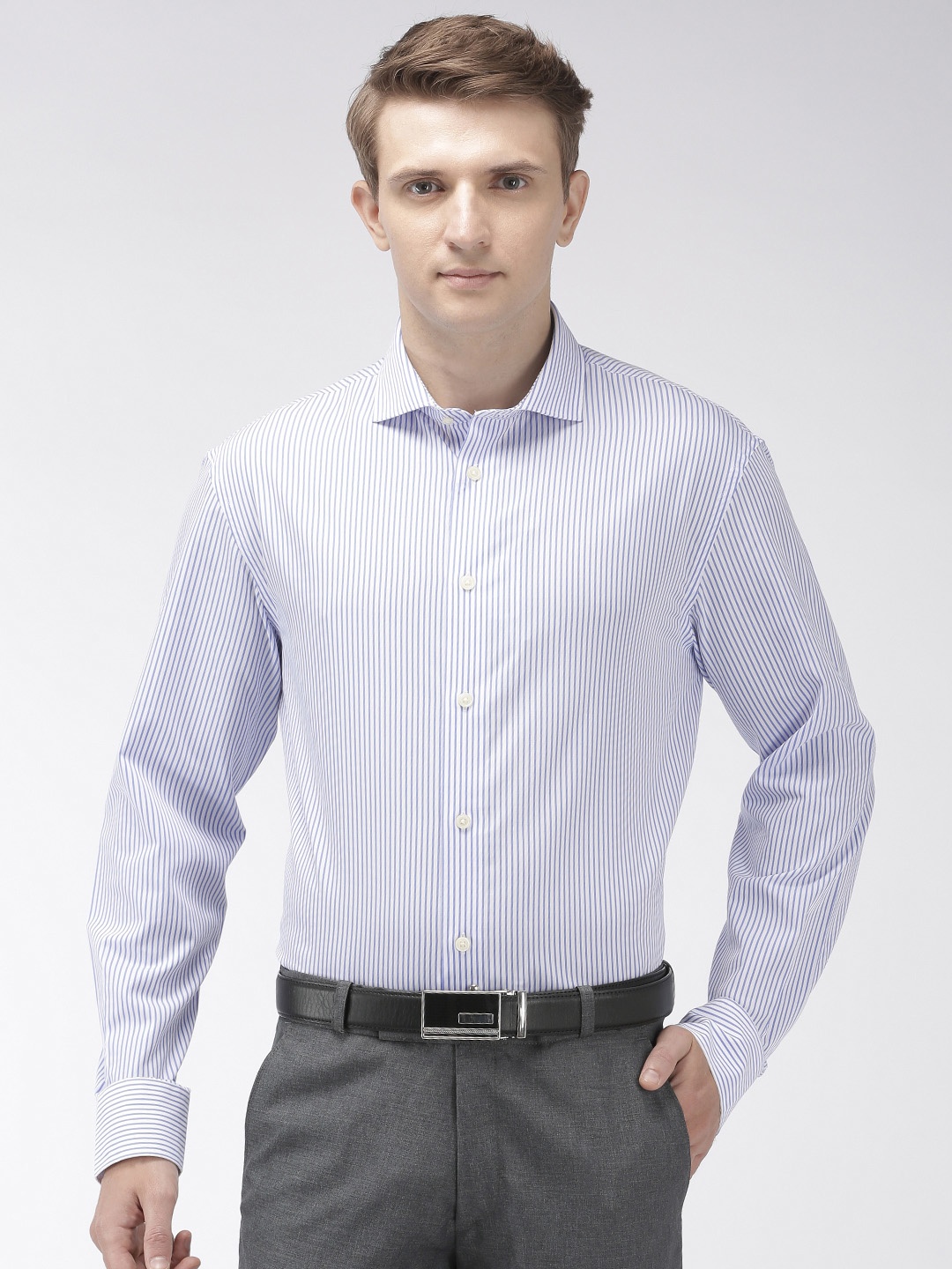 

Celio Men Blue & White Club Regular Fit Striped Formal Shirt