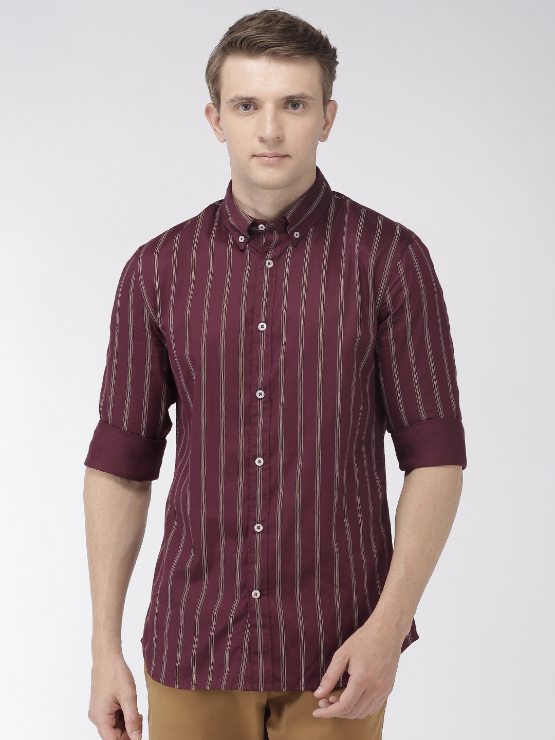 

Celio Men Burgundy & Beige Slim Fit Striped Casual Shirt