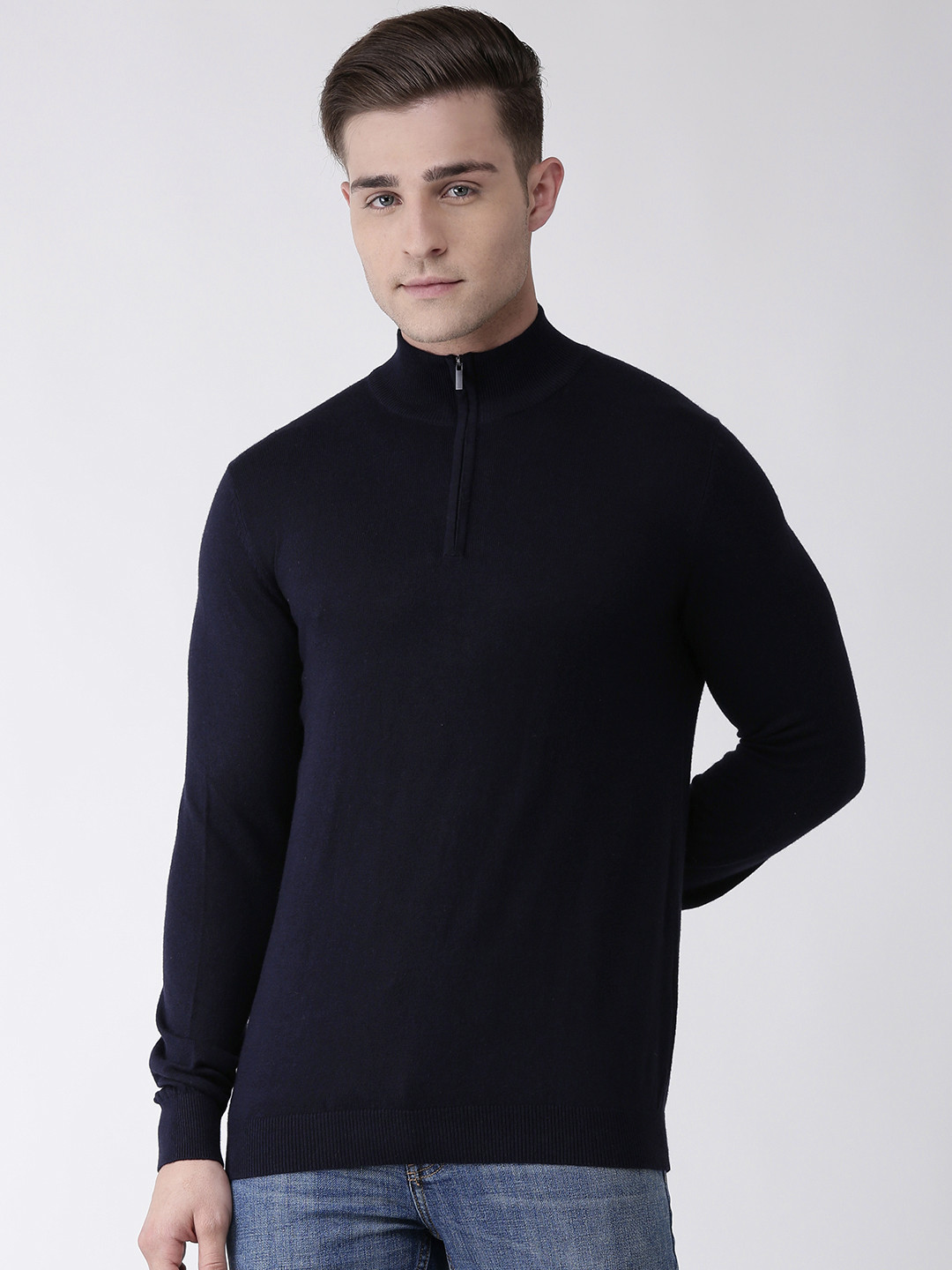 

Celio Men Navy Blue Solid Pullover Sweater