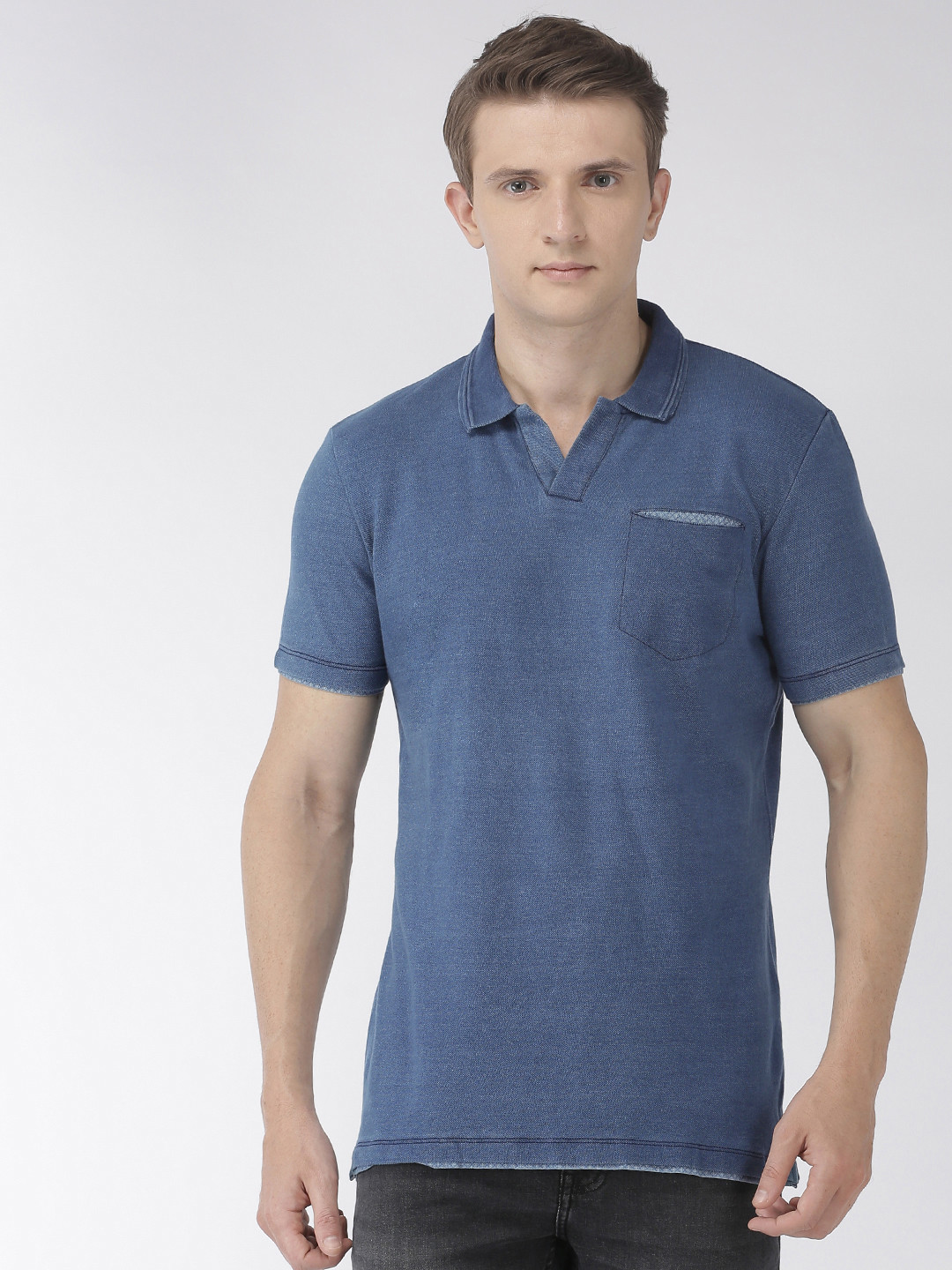 

Celio Men Navy Blue Solid Polo Collar Pure Cotton T-shirt