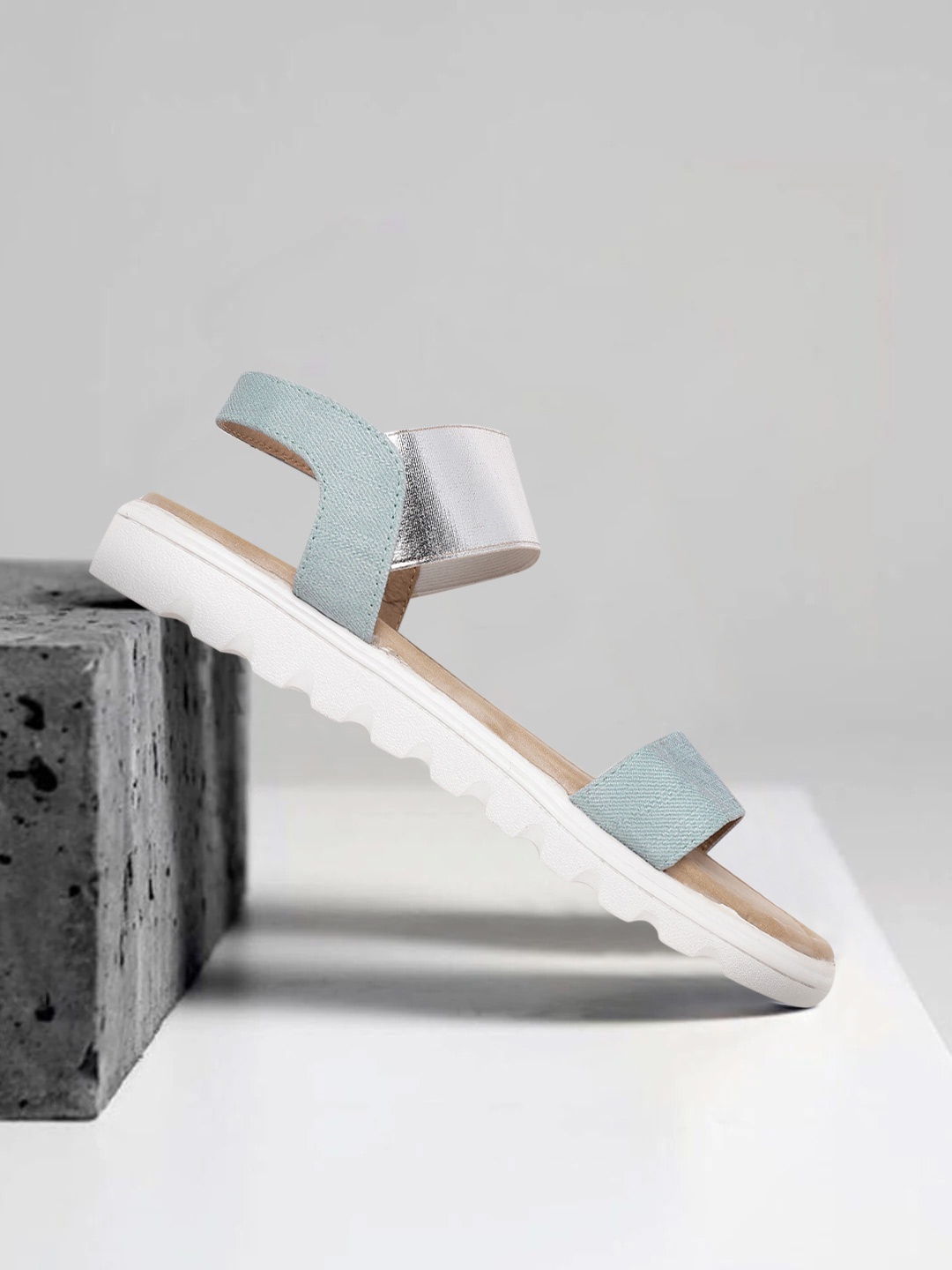 

Mast & Harbour Women Blue & Silver-Toned Colourblocked One Toe Flats