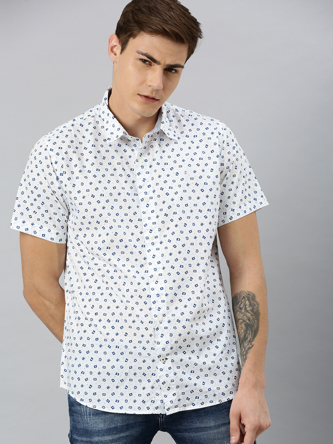 

Nautica Men White & Blue Slim Fit Printed Casual Shirt