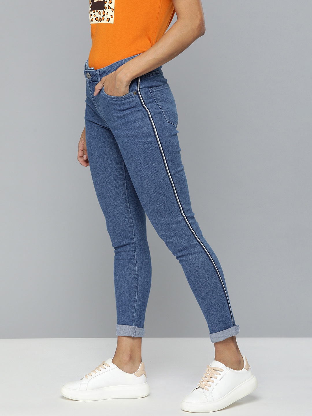 

Chemistry Women Blue Regular Fit Mid-Rise Clean Look Stretchable Jeans