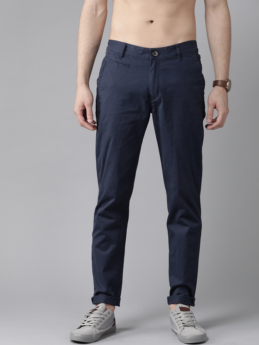 

The Roadster Lifestyle Co Men Navy Blue Regular Fit Solid Chinos