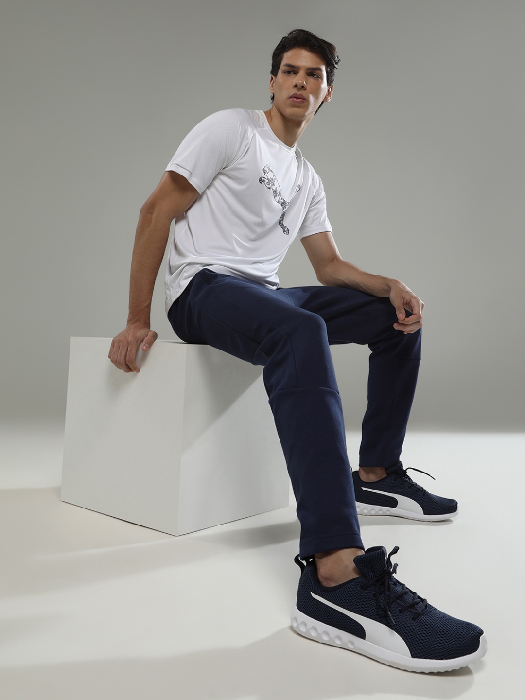 

Puma Men Blue Dwane Peacoat Running Shoes