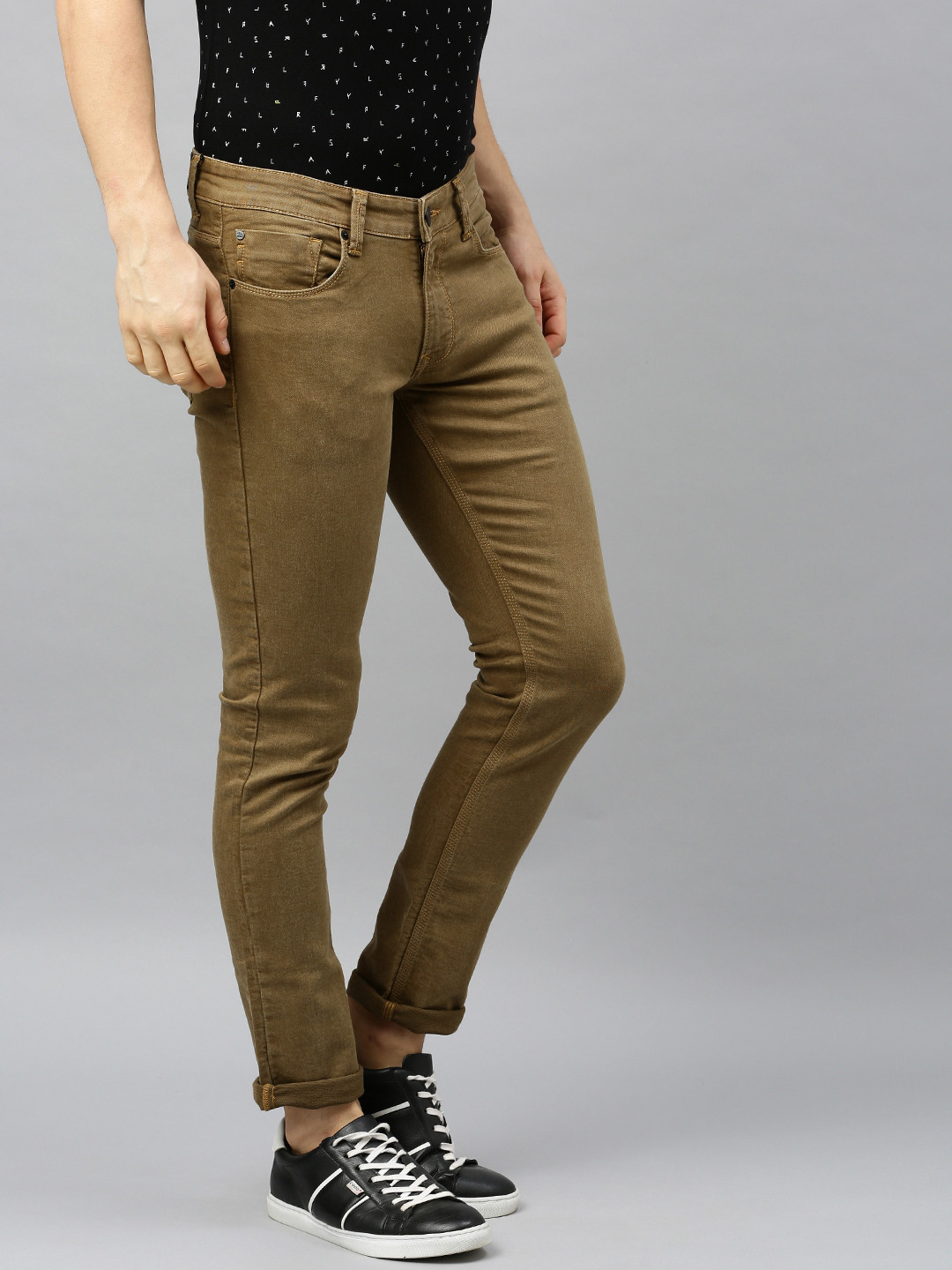 

SPYKAR Men Khaki Skinny Fit Low-Rise Clean Look Jeans