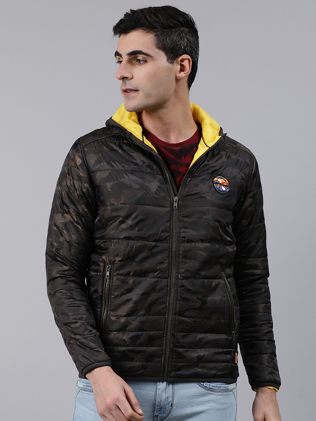 

SPYKAR Men Olive Brown & Black Camouflage Print Hooded Padded Jacket