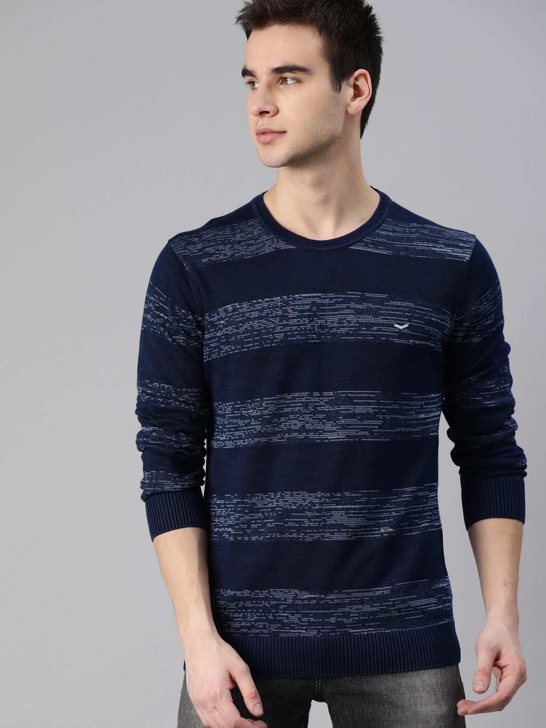 

SPYKAR Men Blue Striped Pullover Sweater