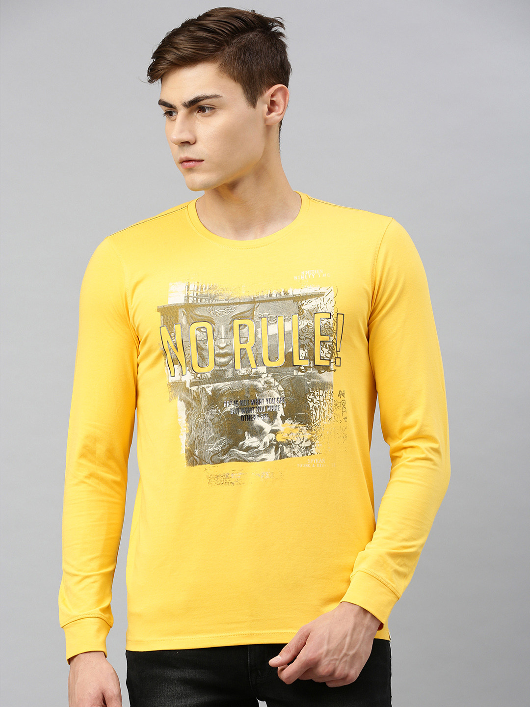 

SPYKAR Men Yellow Printed Round Neck T-shirt