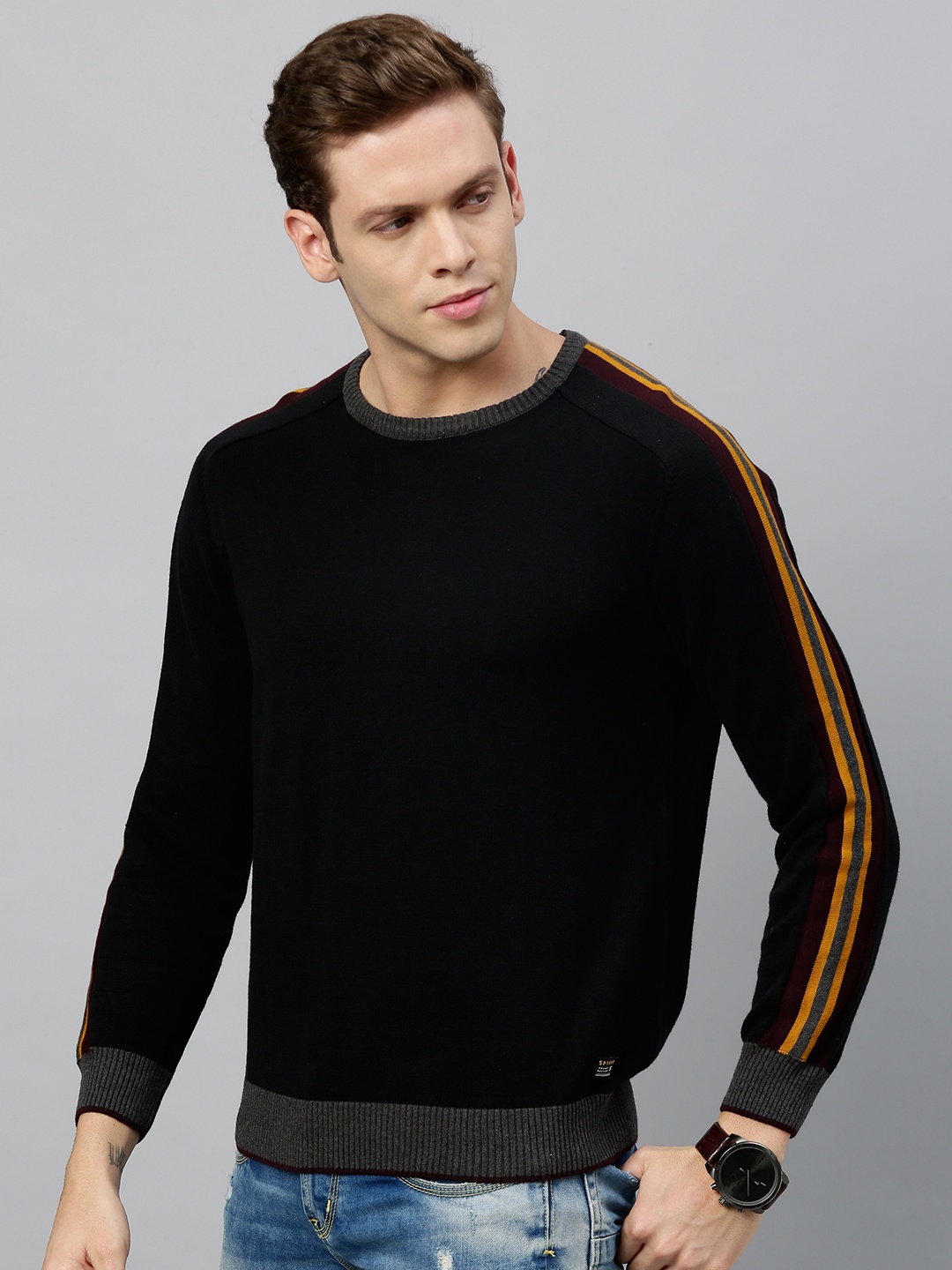 

SPYKAR Men Black Solid Side Striped Sweatshirt