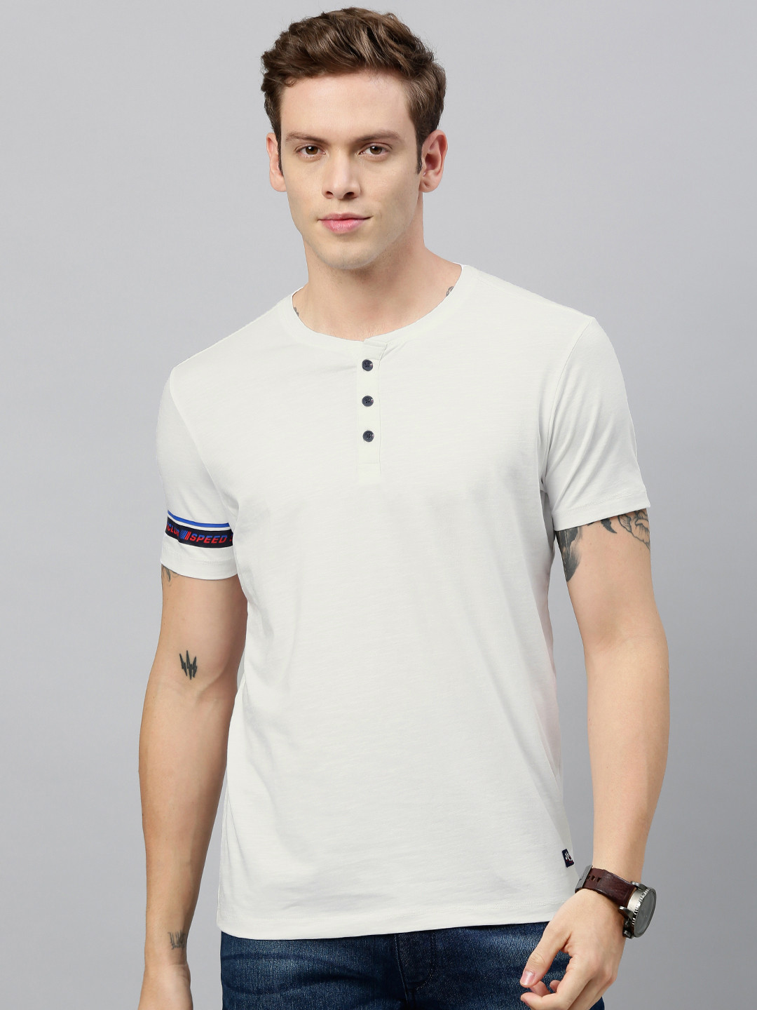 

SPYKAR Men Off-White Solid Henley Neck T-shirt with Striped Sleeve