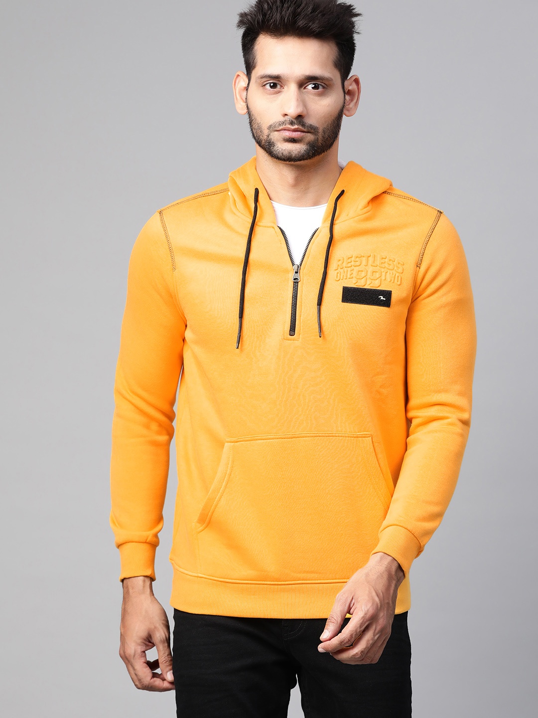 

SPYKAR Men Yellow Solid Hooded Sweatshirt