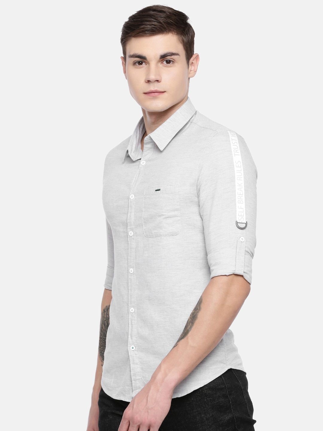 

SPYKAR Men Grey Slim Fit Solid Casual Shirt