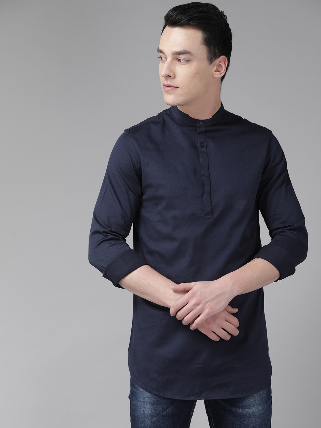 

SPYKAR Men Navy Blue Solid Casual Shirt