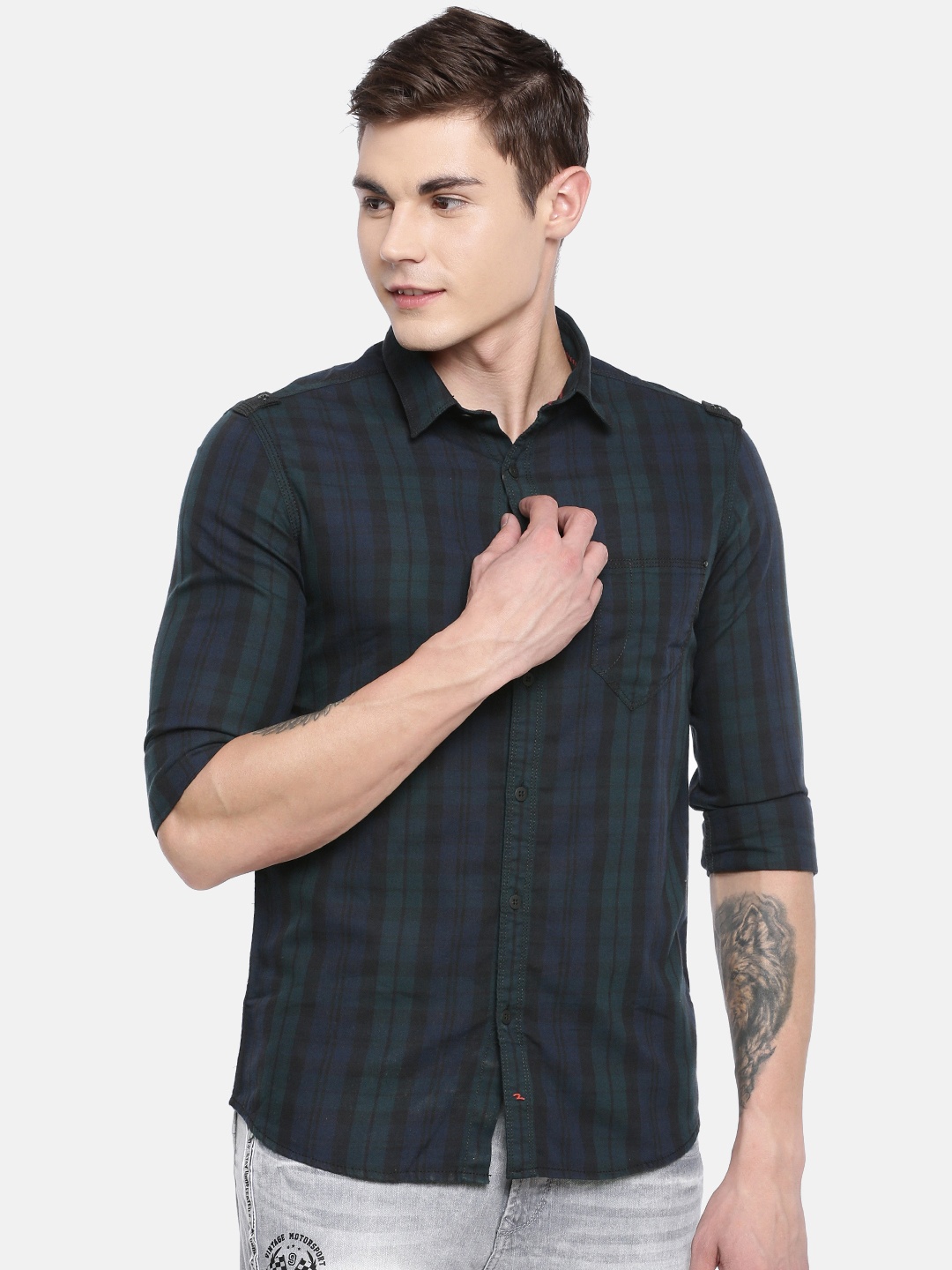 

SPYKAR Men Green & Navy Blue Slim Fit Checked Casual Shirt