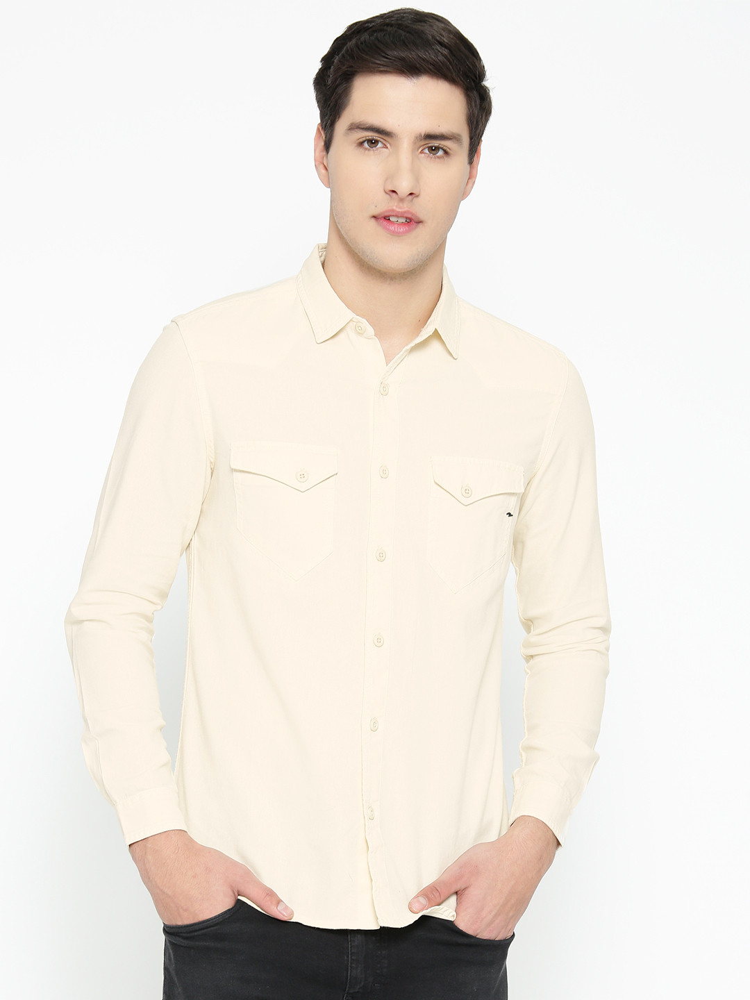 

SPYKAR Men Cream-Coloured Slim Fit Solid Casual Shirt
