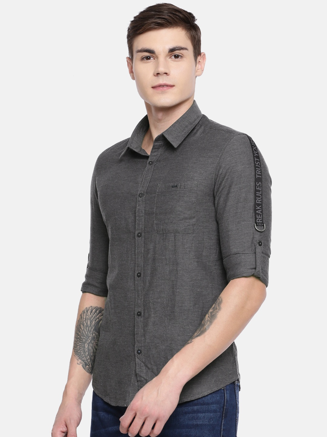

SPYKAR Men Charcoal Grey Slim Fit Solid Casual Shirt