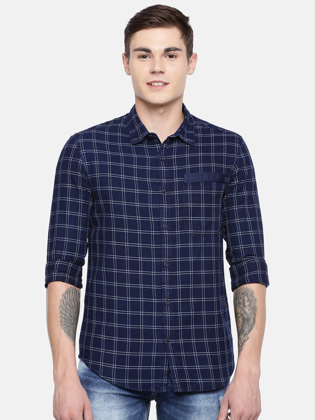 

SPYKAR Men Navy Blue & White Slim Fit Checked Casual Shirt