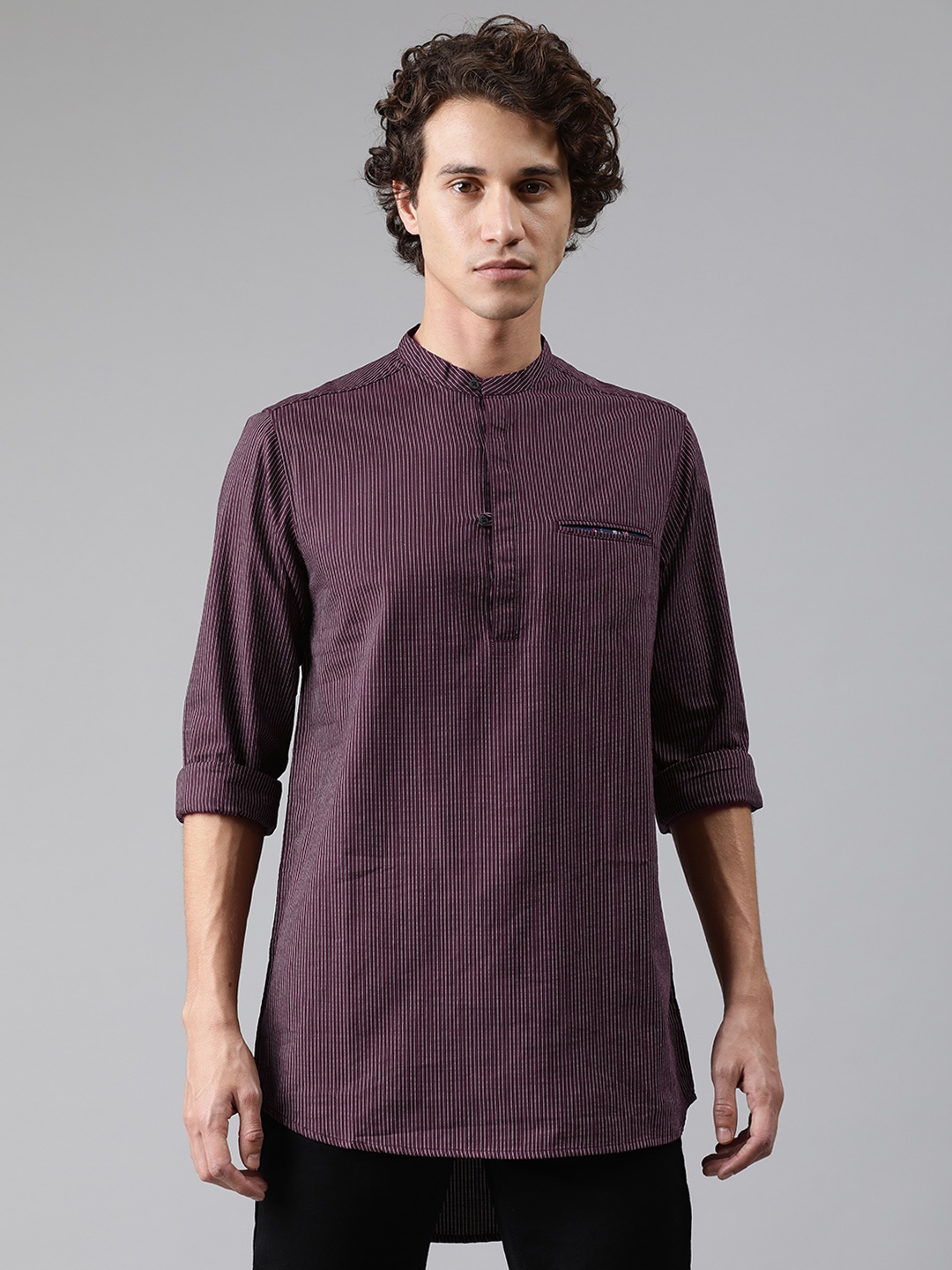 

SPYKAR Men Burgundy & White Slim Fit Striped Casual Longline Shirt