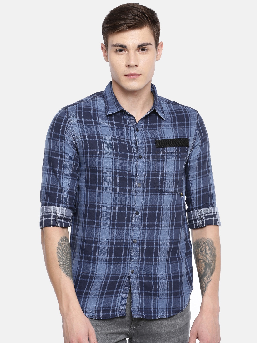 

SPYKAR Men Blue Checked Slim Fit Casual Shirt