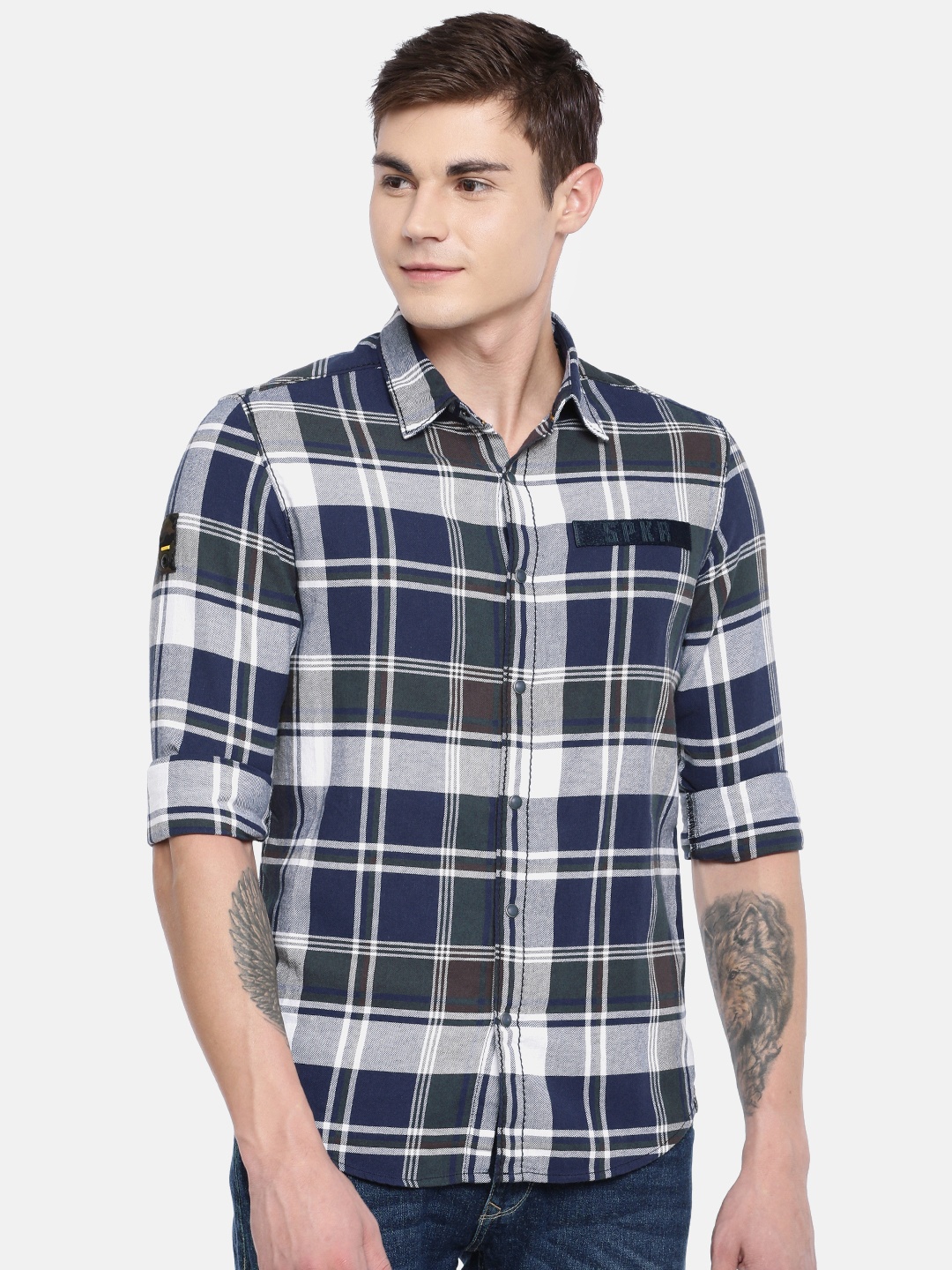 

SPYKAR Men Navy Blue & White Slim Fit Checked Casual Shirt
