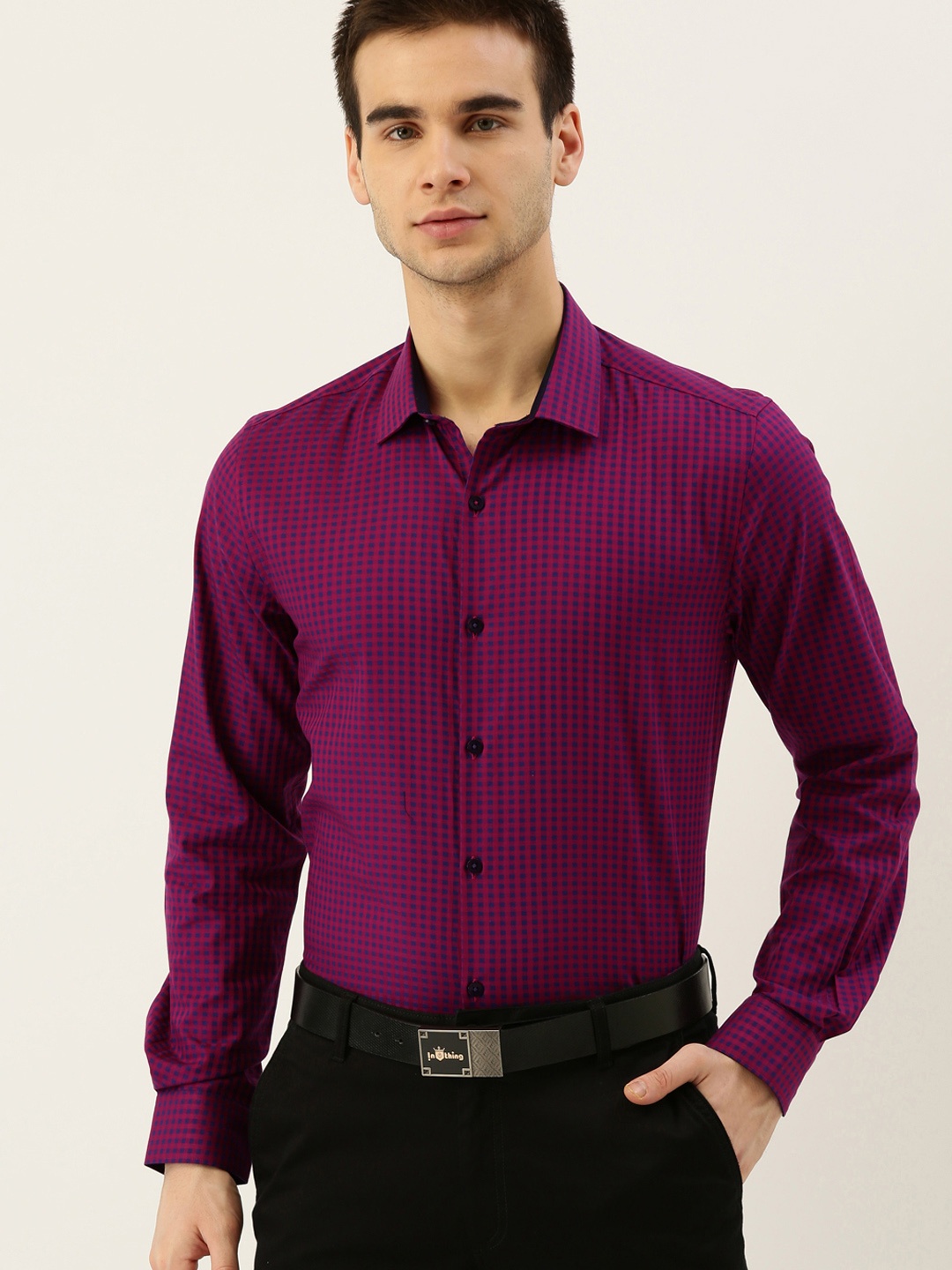 

INVICTUS Men Magenta Pink & Navy Blue Slim Fit Checked Sustainable Formal Shirt