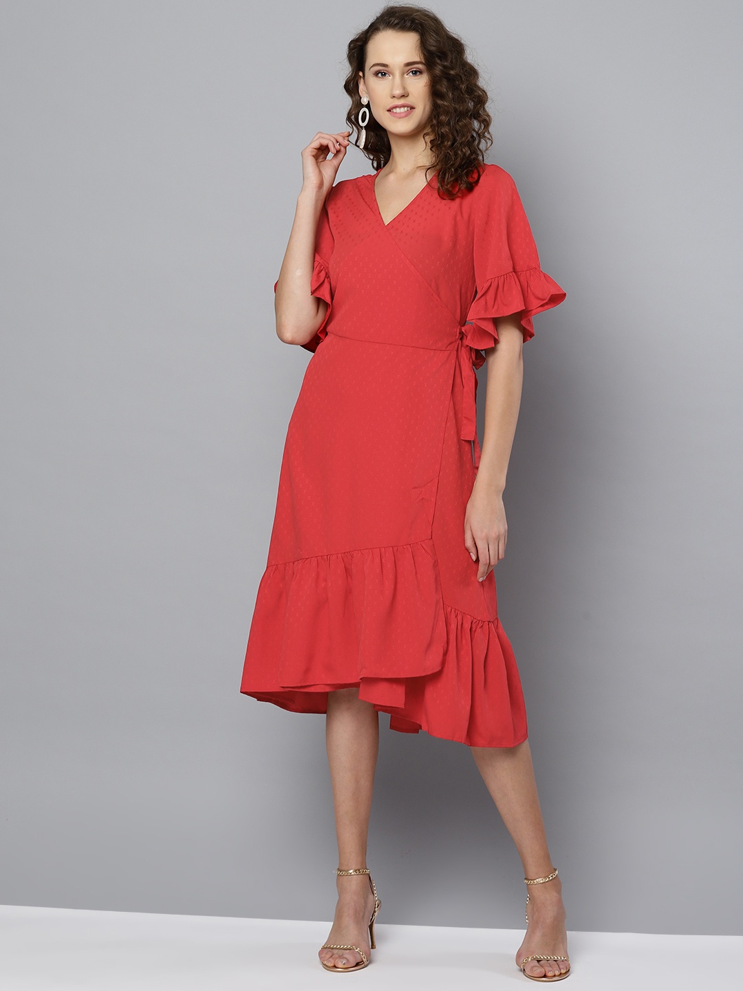 

Marie Claire Women Red Solid Wrap Dress