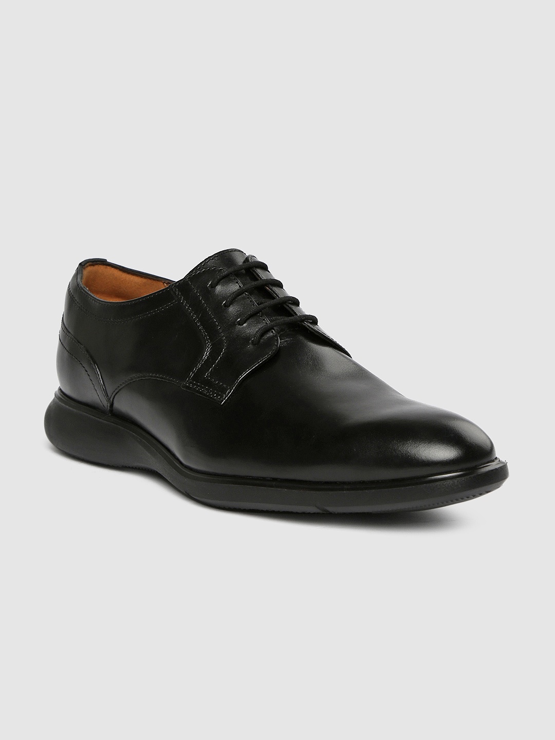 

Ruosh Men Black DRESS HYBRID 5 Leather Formal Derbys, Red