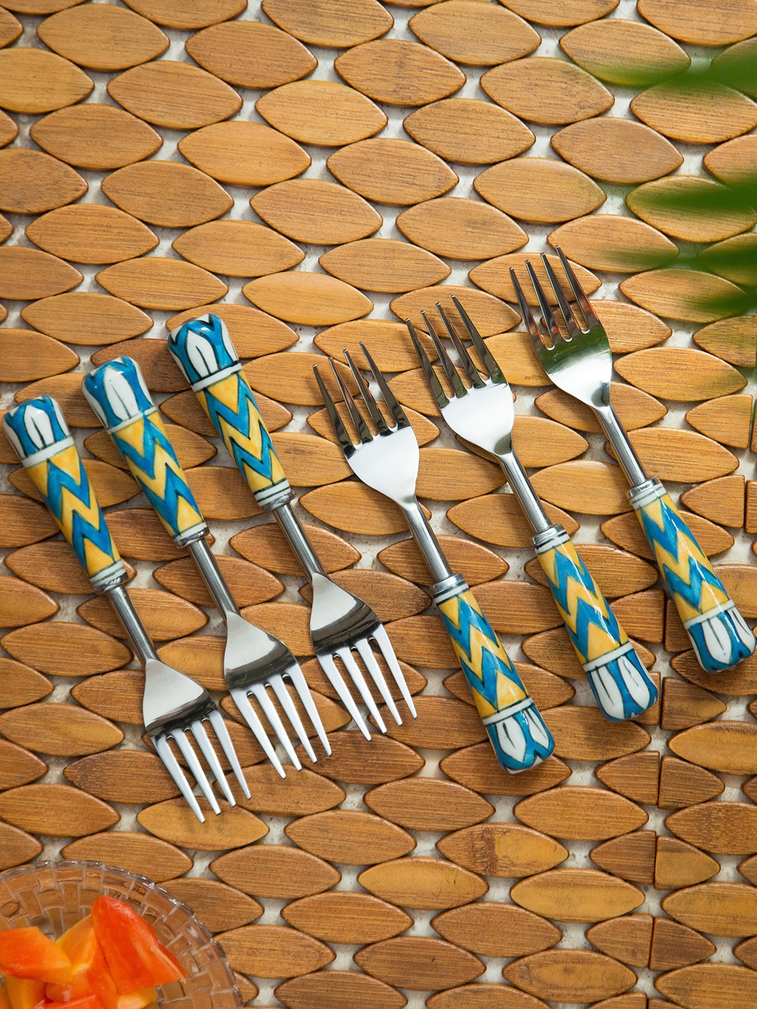 

ExclusiveLane 6 Pieces Silver-Toned Mughal Paich Daar Hand-Painted Forks
