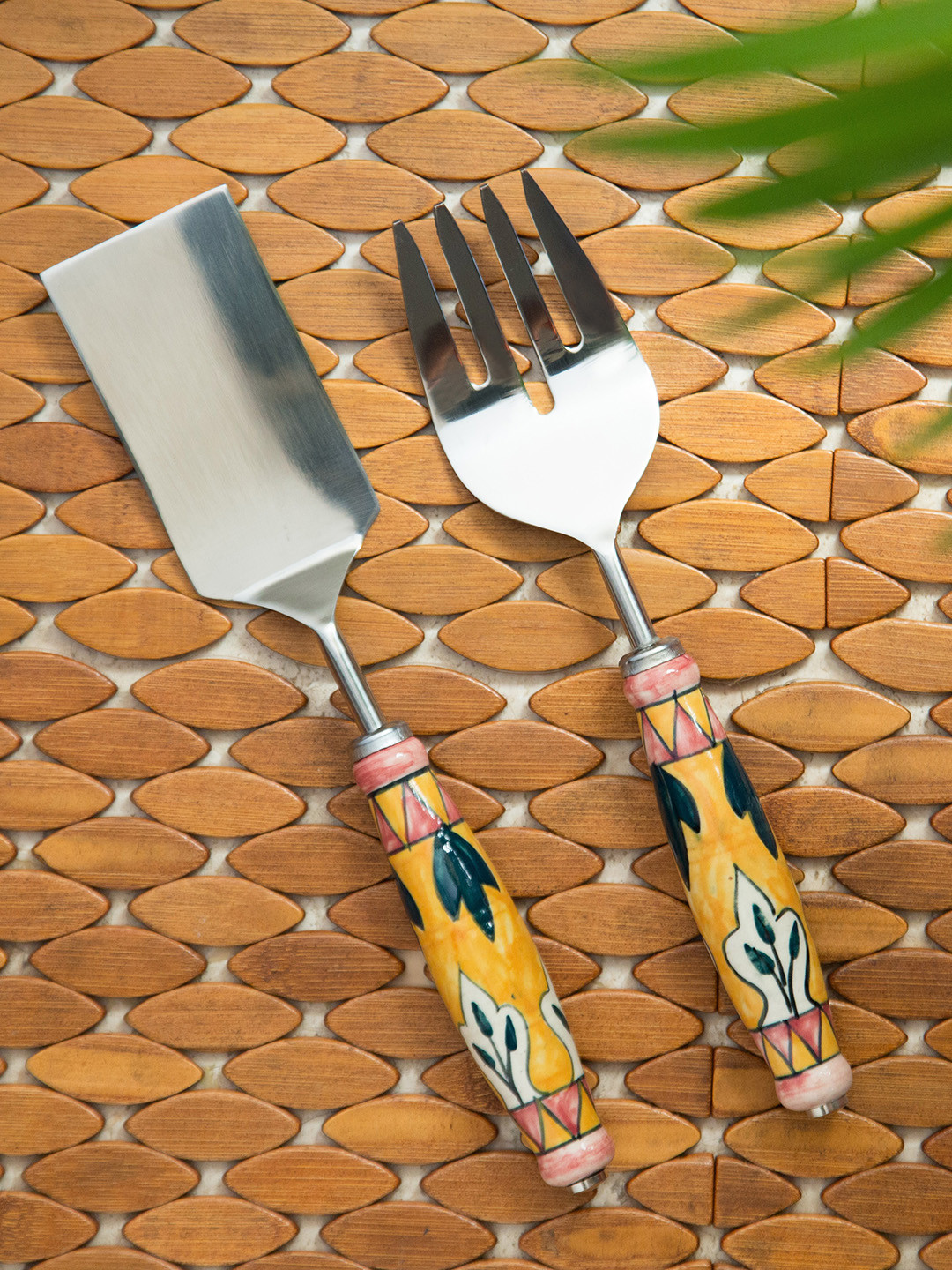 

ExclusiveLane 2 Pieces The Mughal Patti Hand-Painted Serving Fork & Scraper, Silver