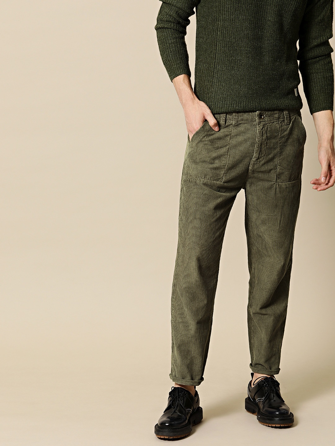 

Mr Bowerbird Men Olive Green Tailored Fit Pure Cotton Trousers