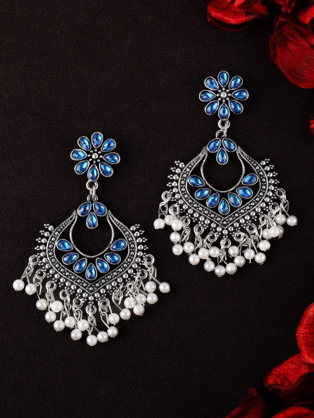 

Rubans Silver-Toned & Blue Oxidised Classic Chandbalis