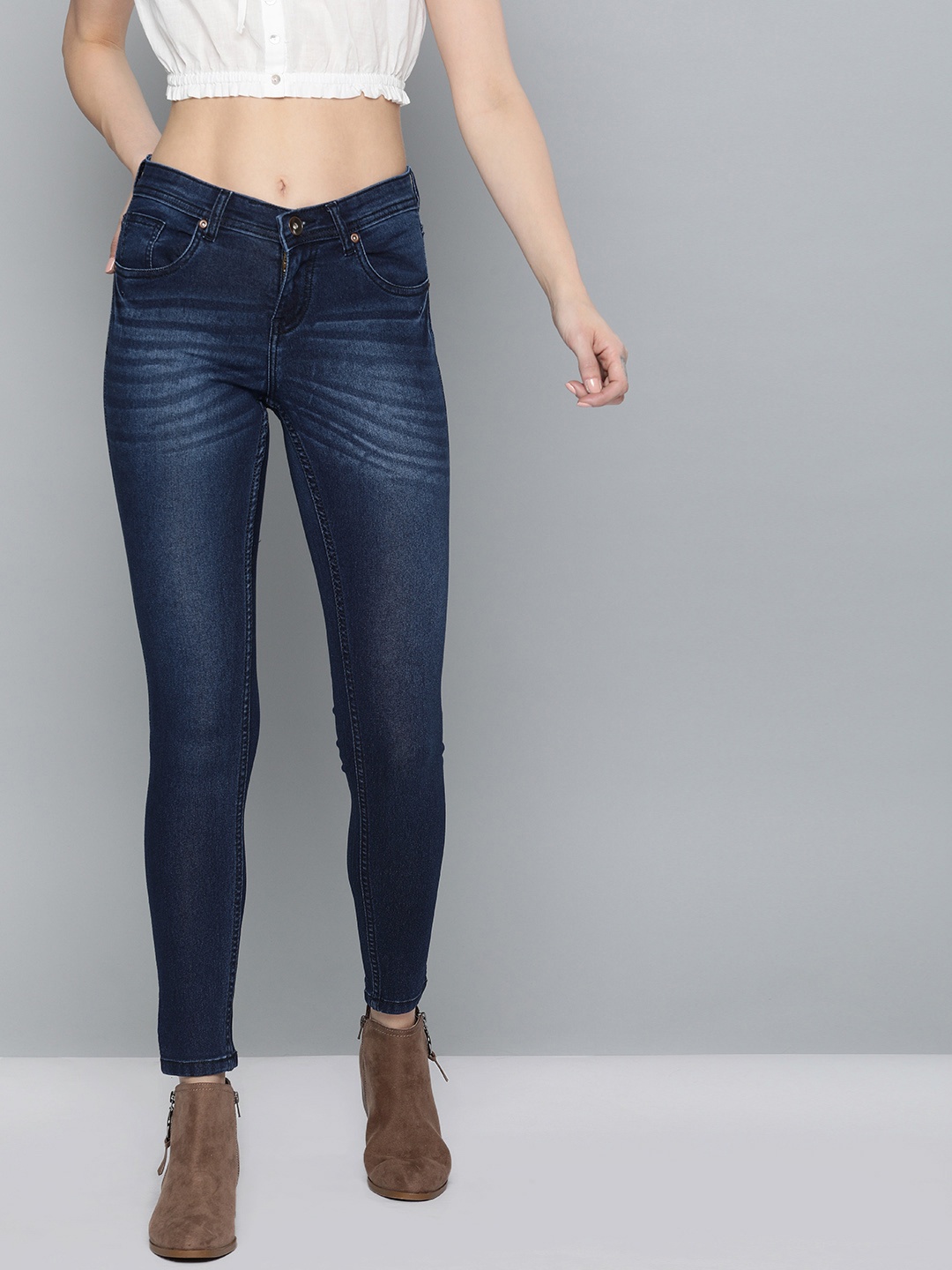 

High Star Blue Slim Fit Mid-Rise Clean Look Stretchable Jeans