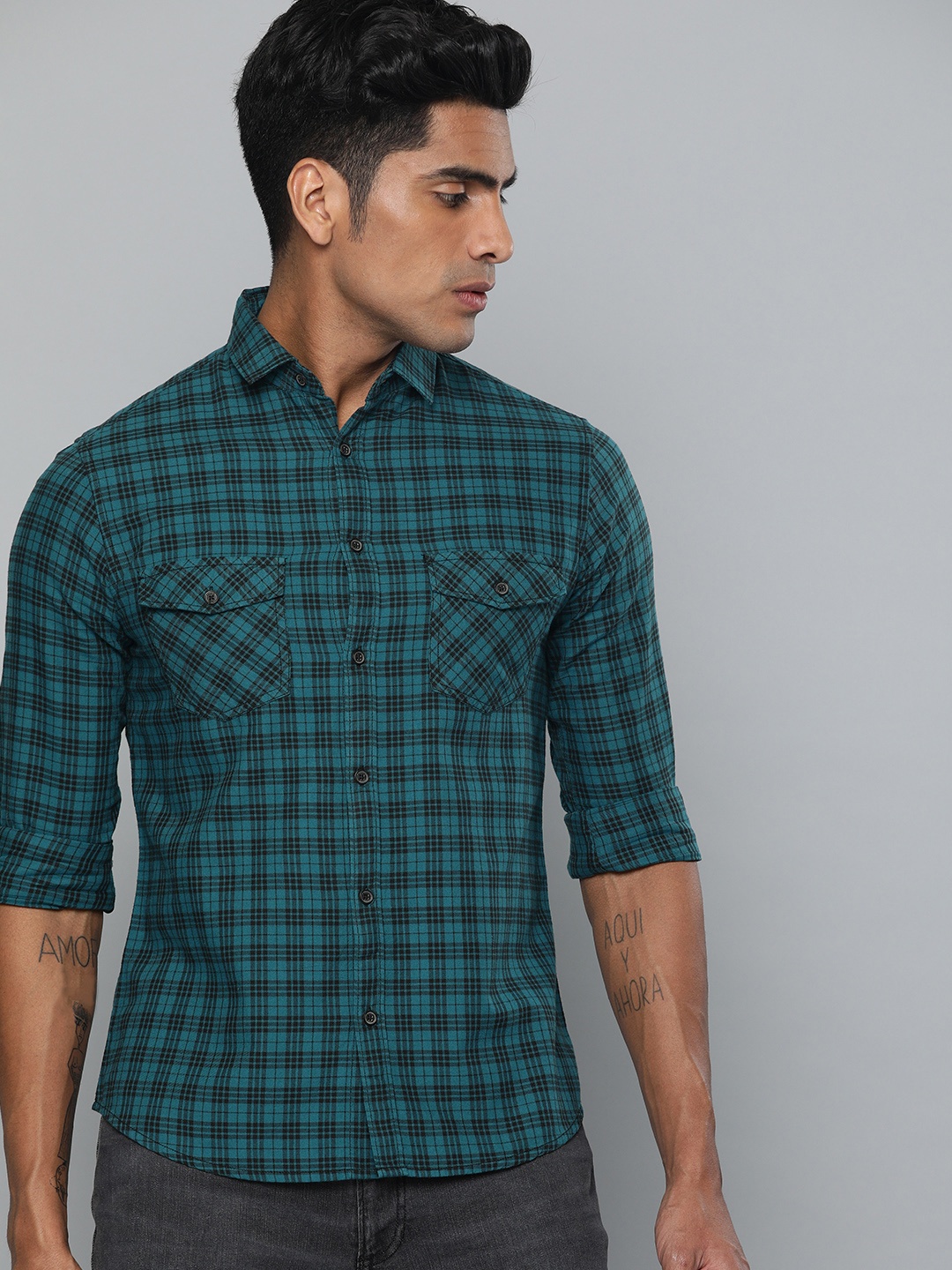 

Dennis Lingo Men Teal Blue & Black Modern Modern Slim Fit Checked Casual Shirt