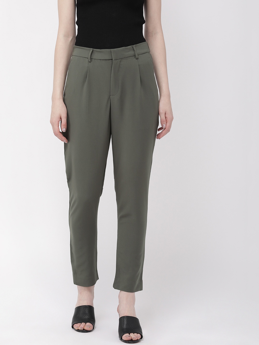

Go Colors Women Olive Green Solid Tapered Fit Wrinkle Resistant Cropped Trousers