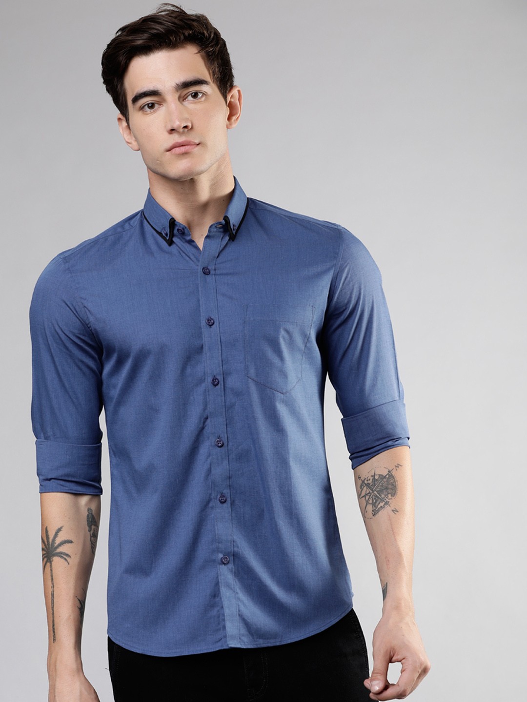 

HIGHLANDER Men Blue Slim Fit Solid Casual Shirt