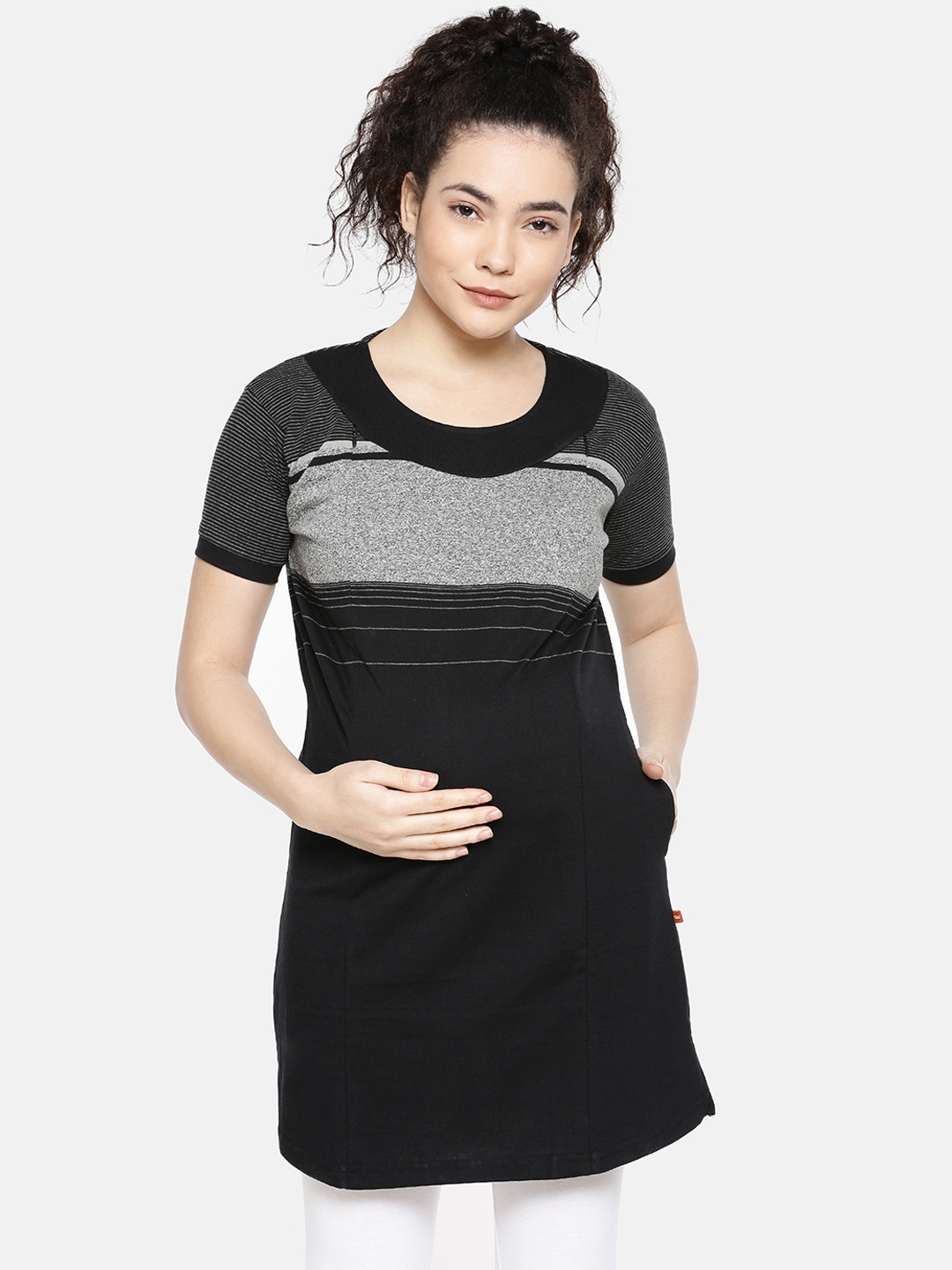 

GOLDSTROMS Women Maternity Black & Grey Colourblocked Tunic