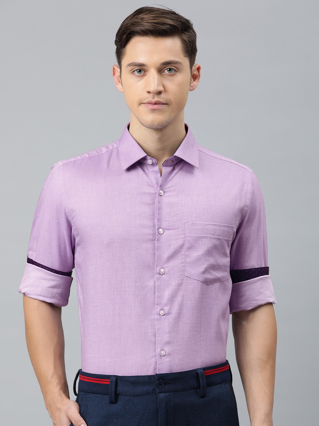 

IVOC Men Purple Slim Fit Solid Formal Shirt