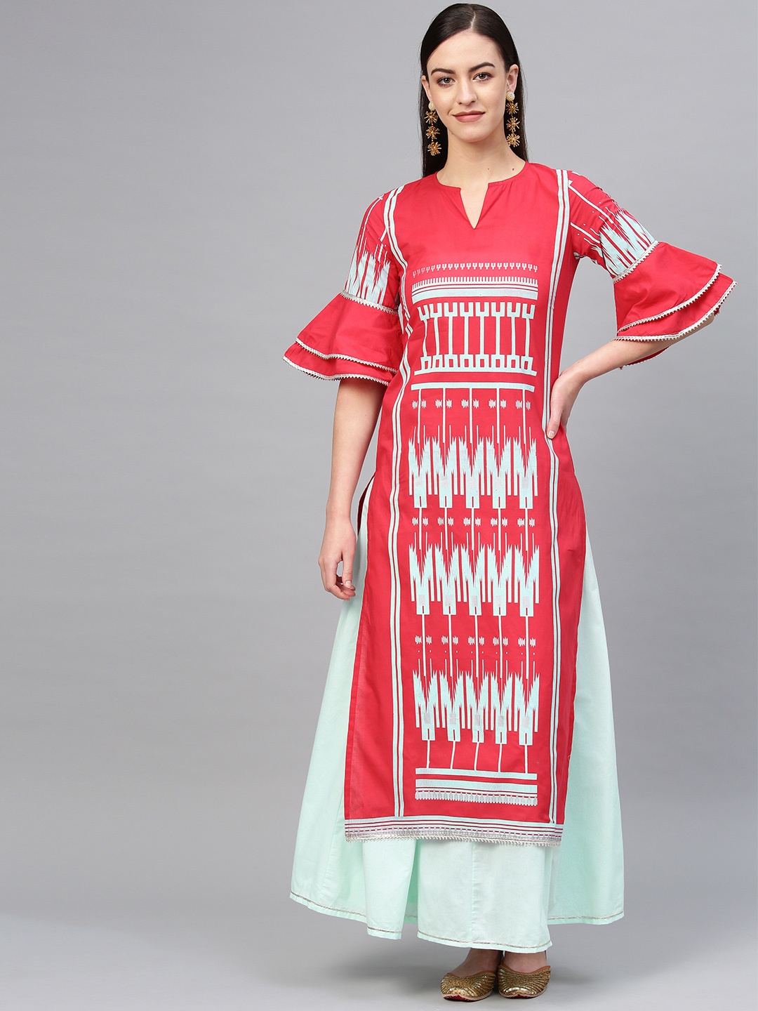 

Tulsattva Women Red & Blue Printed Kurta with Skirt