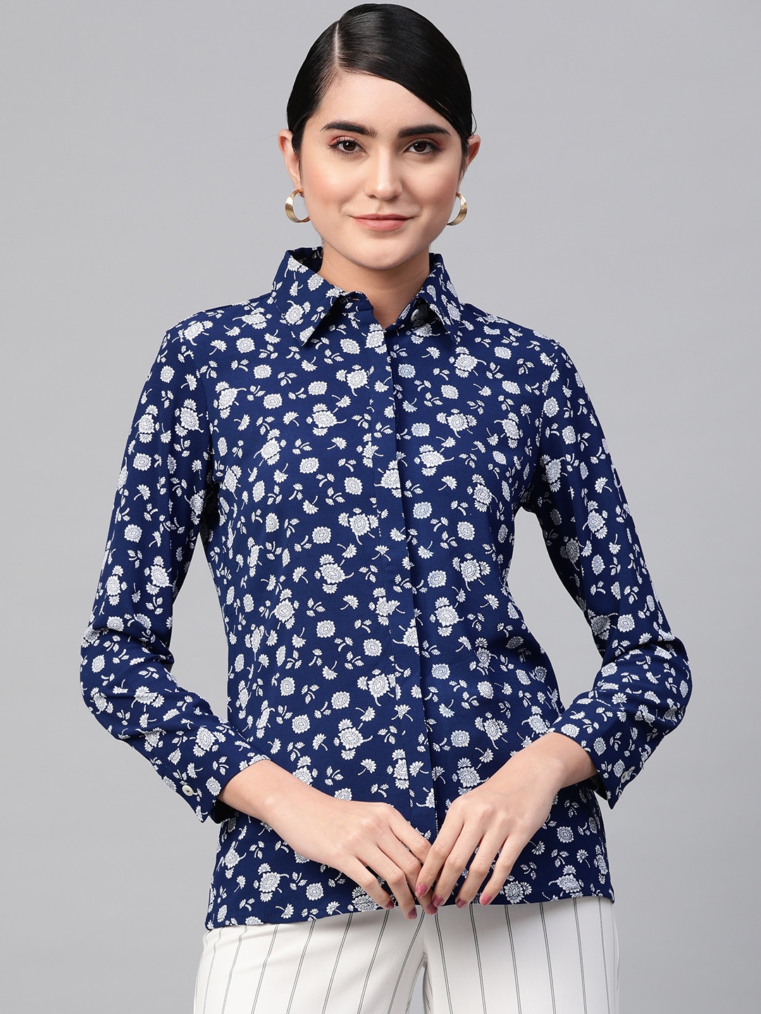 

RUNWAYIN Women Navy Blue & White Regular Fit Printed Smart Casual Shirt