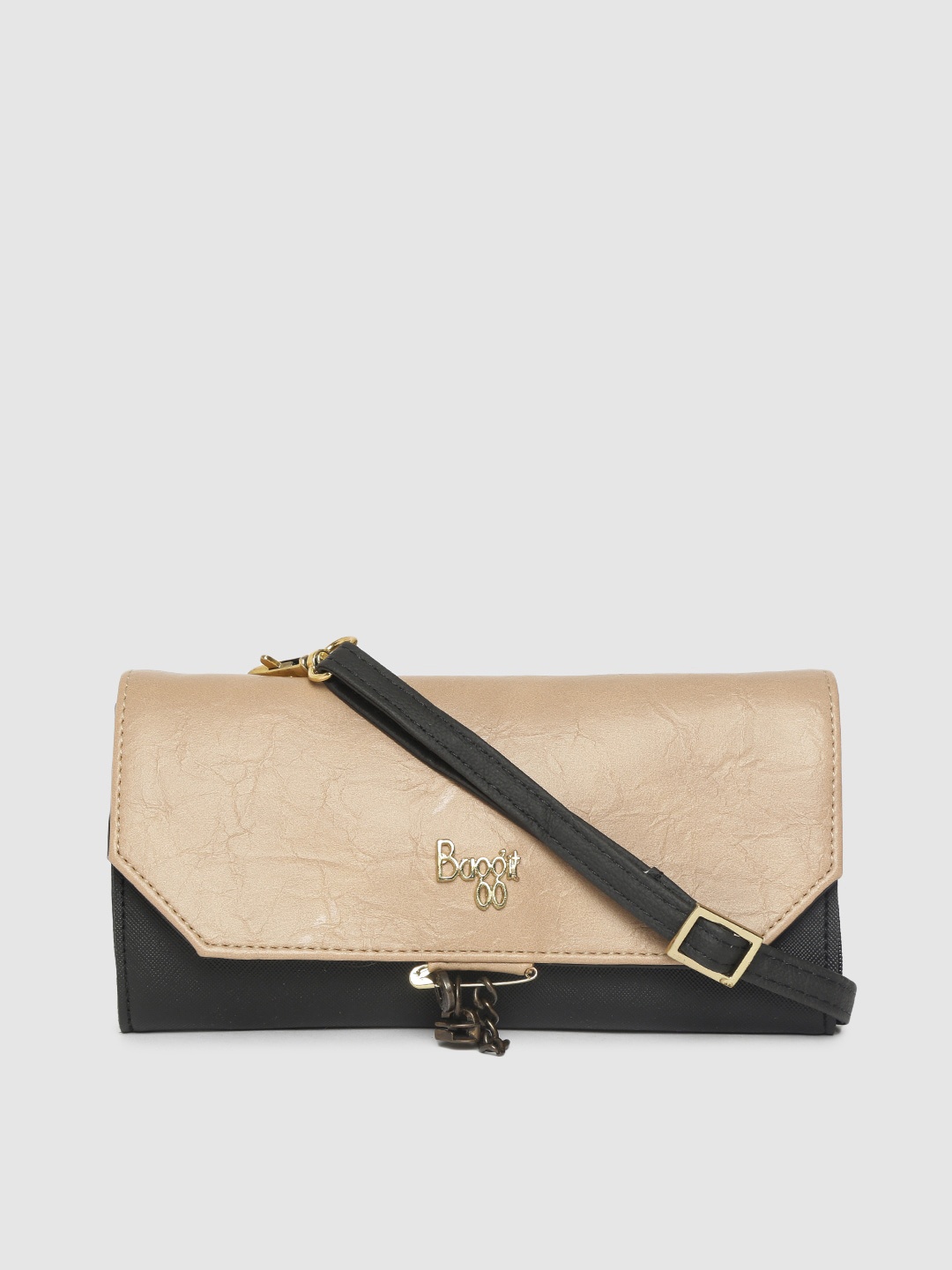 

Baggit Women Beige & Black Solid Two Fold Wallet